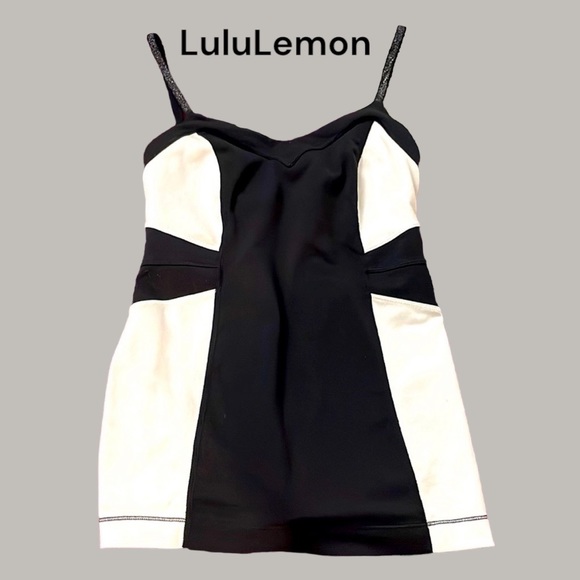 lululemon athletica Tops - LULULEMON Athletic Wear Sports Bra Top (size 4)